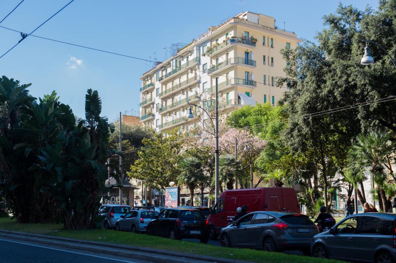 ナポリ Interno 10 Cavour Bed & Breakfast エクステリア 写真